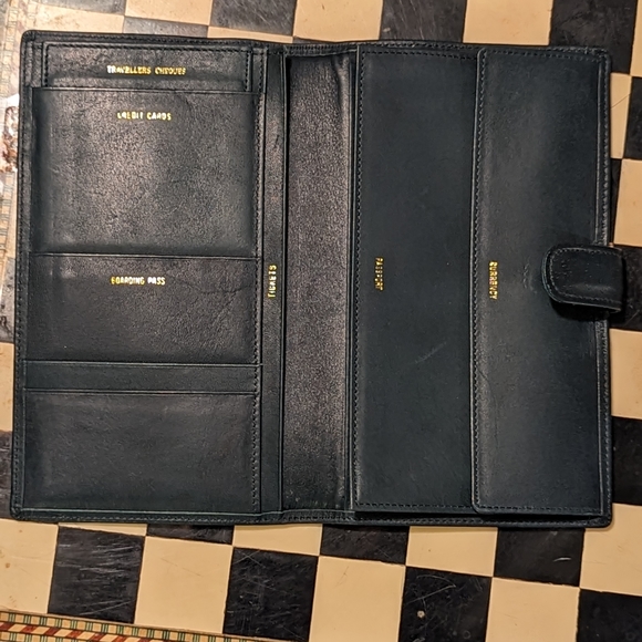 Royce NYC navy leather passport wallet.  New in box. buttery smooth leather! - Picture 3 of 7